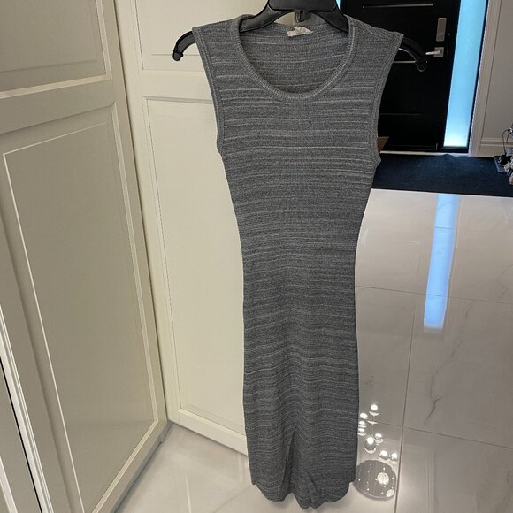 Aritzia Wilfred Free Ribbed Midi Dress, Gray, XS - Picture 3 of 12